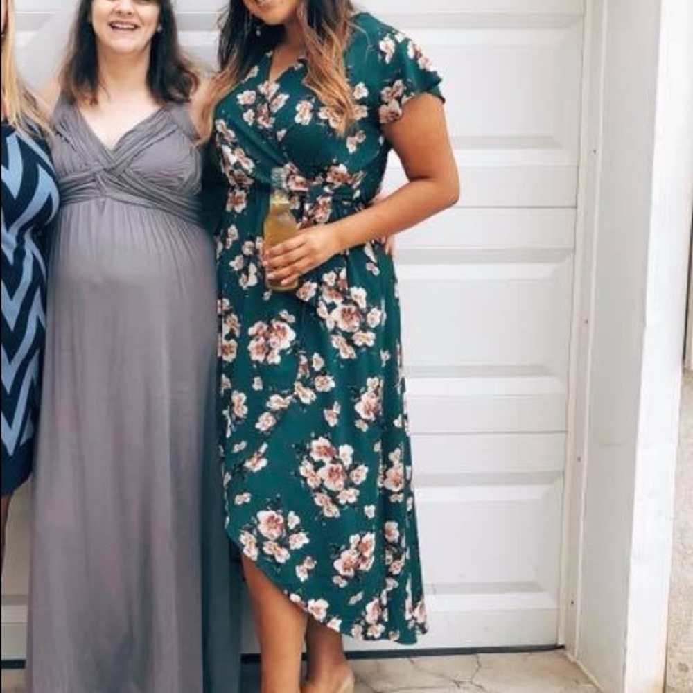 Gorgeous floral maxi dress